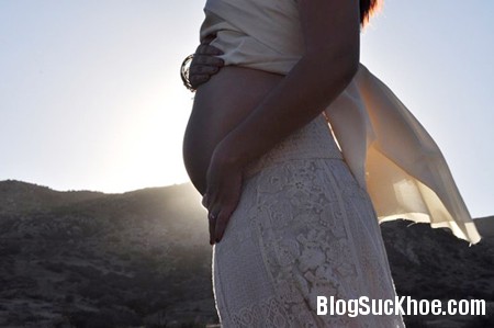bau1 10 dấu hiệu nguy hiểm cảnh báo 3 tháng đầu của thai kỳ