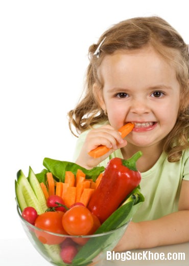 be3 4 bệnh bé dễ mắc nếu ít ăn rau quả