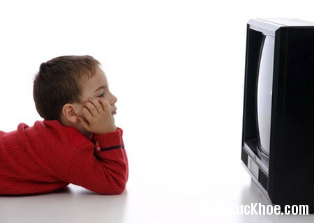 a2 Trẻ em xem tivi nhiều có thật sự tốt?
