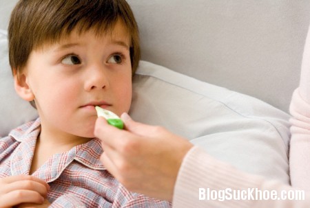  Cách nhận biết và chăm sóc trẻ bị sốt xuất huyết