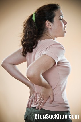 dau lung18 Phương pháp trị đau lưng sau sinh