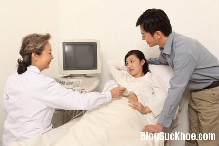 kham thai Những thăm khám cần thiết 3 tháng đầu thai kỳ