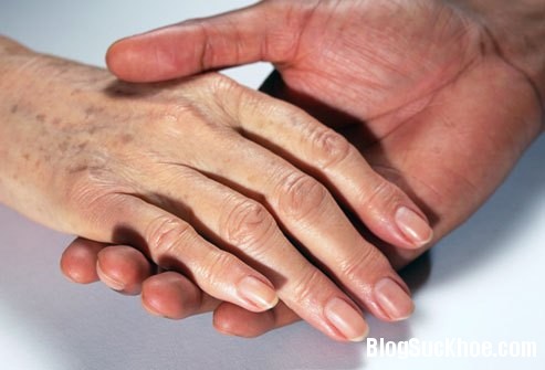 1158 Một số bệnh ngoài da thường gặp ở người cao tuổi