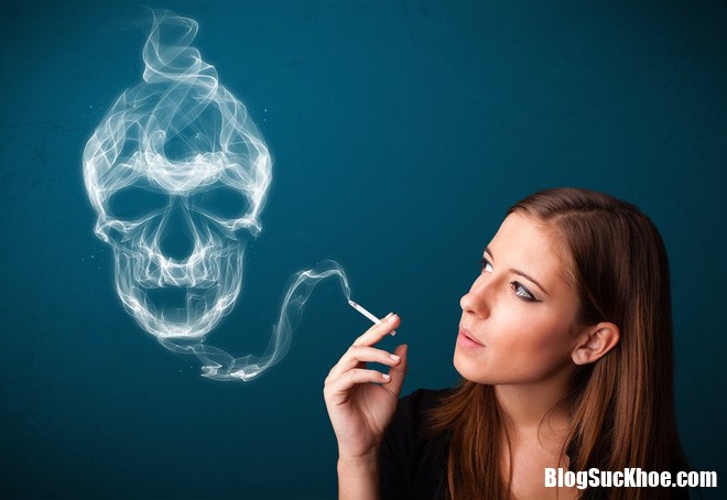 khói thuốc lá Những thói quen của cánh đàn ông lại dễ khiến chị em bị ung thư vú
