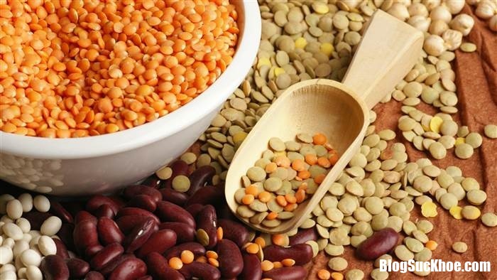chickpeas lentils beans 222157725 Bạn hãy thêm vào thực đơn những món ăn sau nếu muốn thụ thai nhanh chóng!