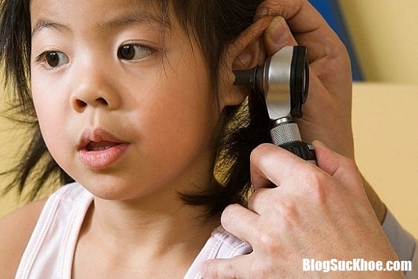 0918viem tai giya 1 163015299 Nguyên nhân và cách hạn chế viêm tai giữa ở trẻ em
