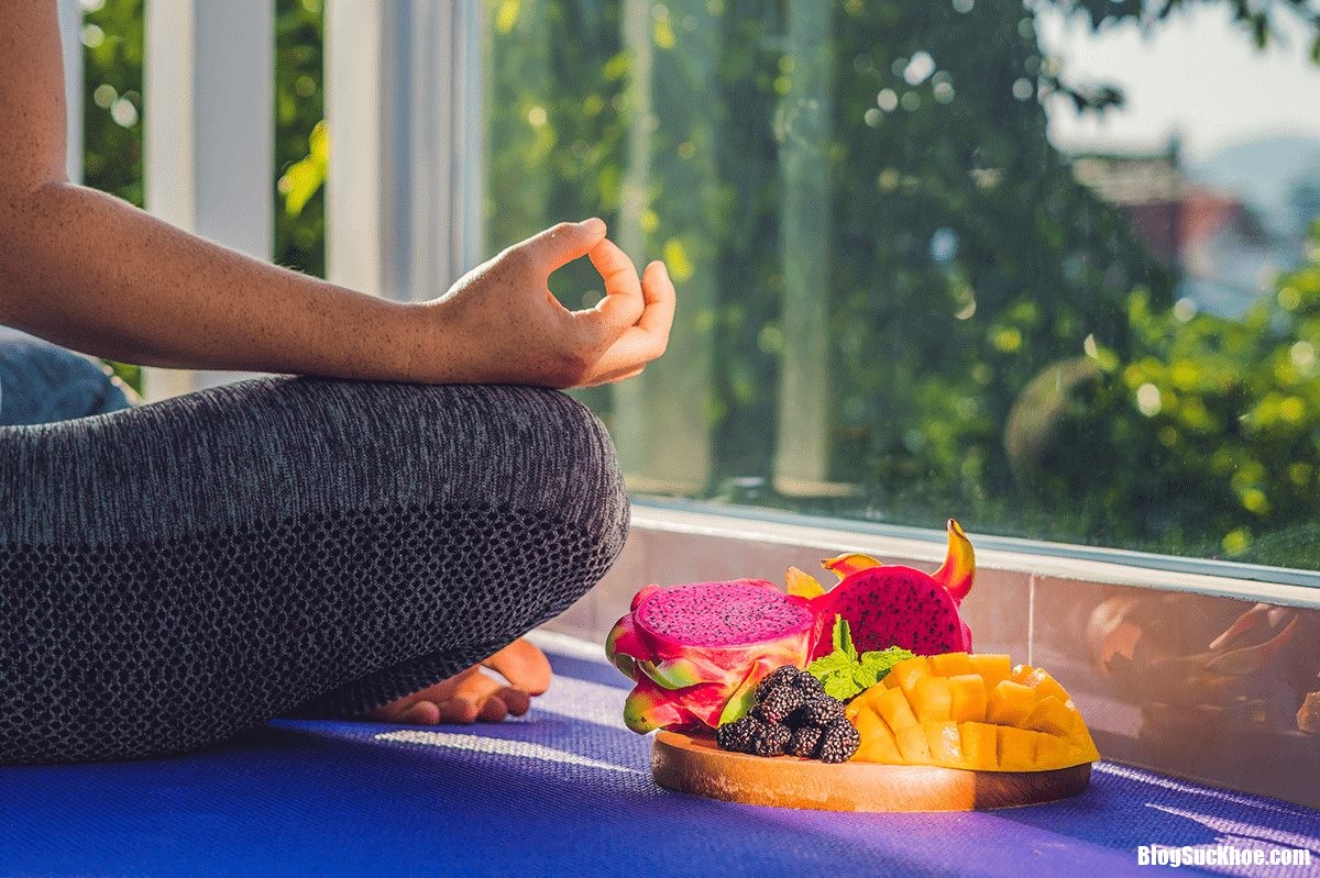 thuc pham nen va khong nen an truoc khi tap yoga 2019 02 20 13 53 Đã tập yoga thì nên tránh các loại thực phẩm này