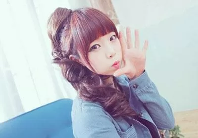 Khoảnh khoắc con gái "đáng ghét" một cách… đáng yêu