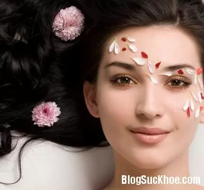 Da sáng mịn nhờ tẩy da chết đều đặn