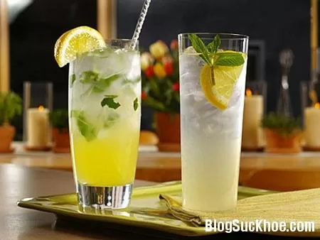 Ích lợi không ngờ khi uống nước chanh buổi sáng