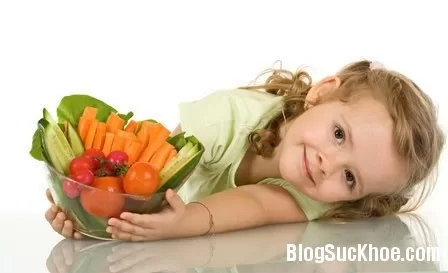 Ăn uống điều trị nội nhiệt cho trẻ