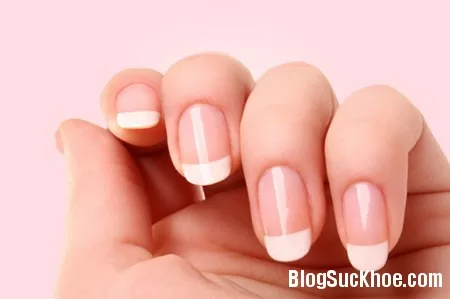 Đoán tình trạng sức khỏe qua móng tay