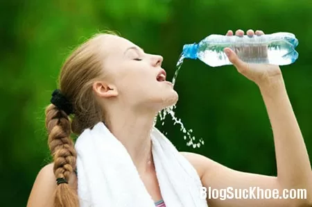 Thói quen cần loại bỏ để trẻ đẹp
