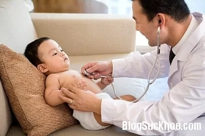 Dấu hiệu trẻ bị viêm phổi