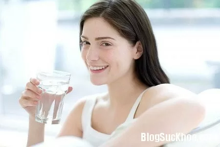 Uống nước thế nào vào buổi sáng là tốt nhất ?