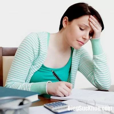Màu kinh nguyệt ảnh hưởng thế nào đến sức khỏe bạn gái?