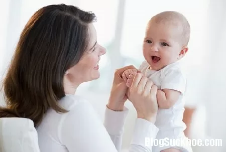 Bí kíp phát triển các giác quan cho bé ngay khi mới lọt lòng