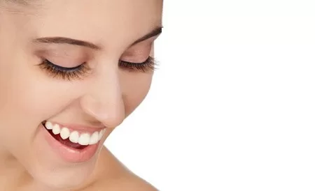 Cấy mi làm đẹp, cẩn thận nguy hại tới mắt