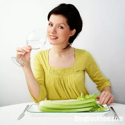 7 cách cung cấp đủ lượng nước cho cơ thể