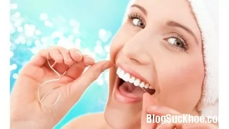 Đoán bệnh qua tình trạng răng miệng