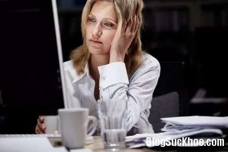 Cách chăm sóc da mặt khi thức khuya nhiều