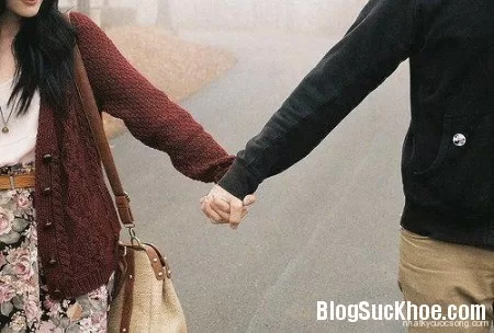 7 điều không nên nói với người yêu mới về tình cũ