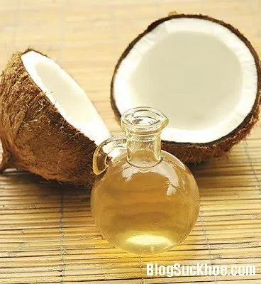 Dầu dừa nuôi dưỡng tóc bóng mượt