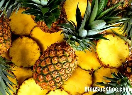 Lưu ý khi ăn dứa để tránh ngộ độc