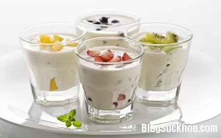 Sữa chua vừa có lợi vừa có hại cho sức khỏe nếu không biết bổ sung hợp lý