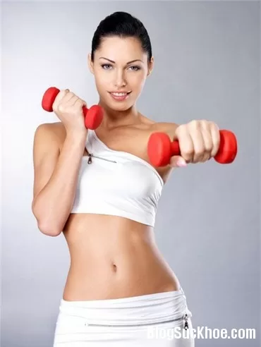 4 mẹo hữu ích giúp bạn tránh ăn quá nhiều sau khi thể dục