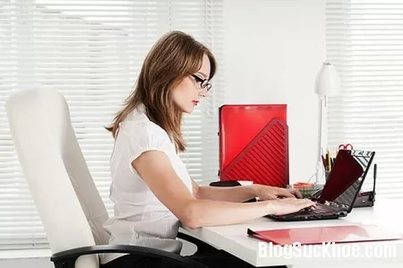 Bệnh vô sinh de dọa chị em văn phòng