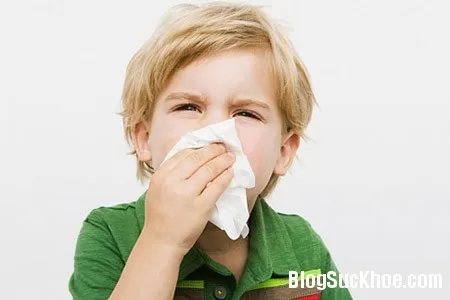 Mẹo cho bé hết ho và sổ mũi vào ngày lạnh