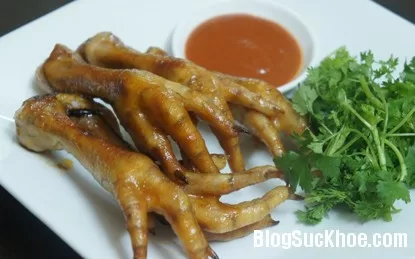 Chân gà làm thuốc