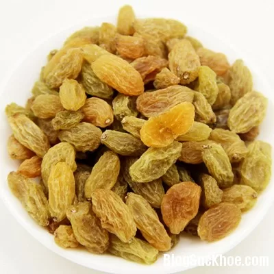 Những lý do bạn nên ăn nho khô