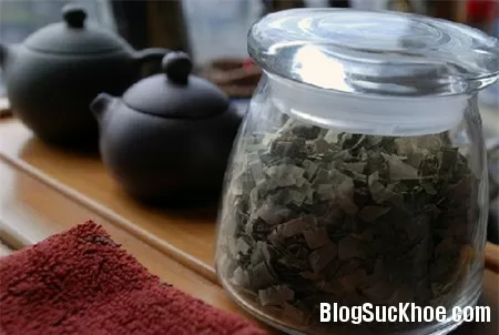 Điều hòa cơ thể, trị mất ngủ bằng trà lá sen