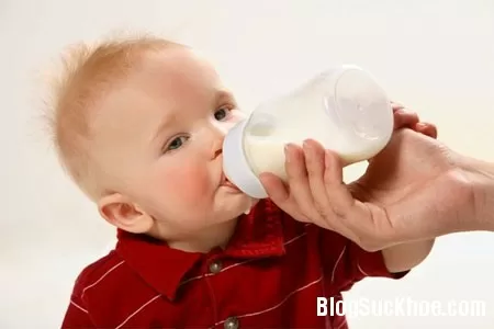 Phòng ngừa sâu răng khi trẻ bú bình