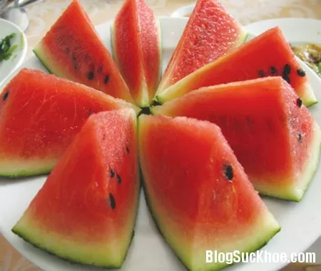 7 loại bệnh không nên ăn dưa hấu
