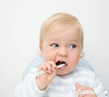 Nguyên nhân và cách phòng bệnh viêm nướu răng ở trẻ