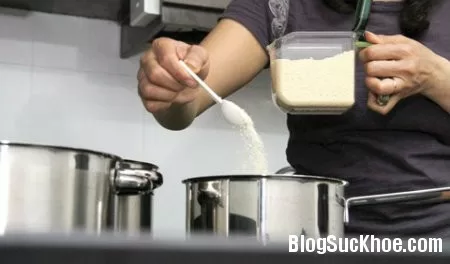 Ăn nhiều bột nêm có thể gây suy tim, suy thận