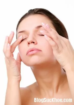 Thao tác đơn giản trị nhức mỏi mắt