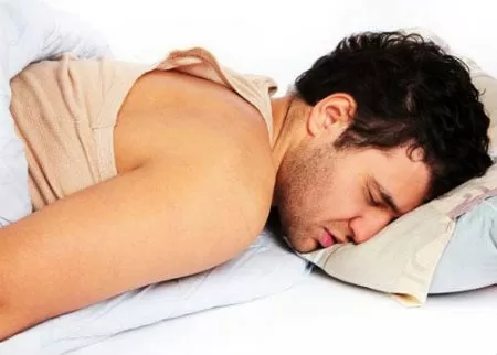 Khi bị xuất tinh ra máu nên làm gì?