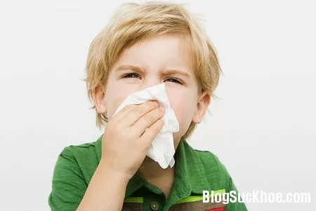 Phòng tránh sổ mũi cho trẻ khi giao mùa