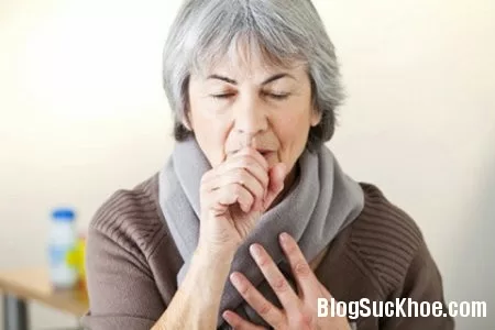 Những bệnh gây ho mùa lạnh ở người cao tuổi