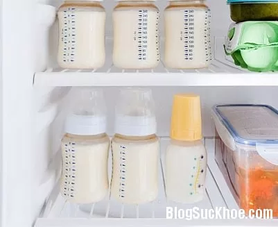 Cách sử dụng sữa mẹ đã bảo quản đúng cách