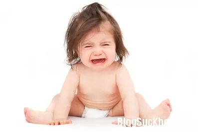 Phòng bệnh tiêu chảy cho bé giao mùa thu đông