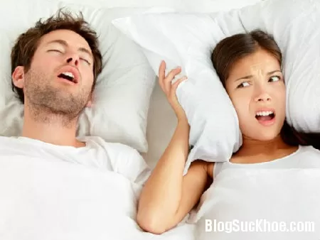 Phương pháp giúp chồng trị chứng ngủ ngáy