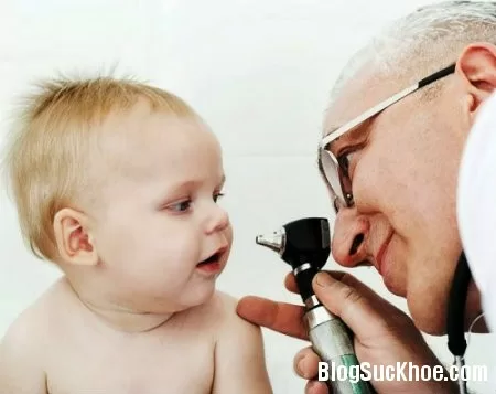 Nguyên nhân và cách phòng bệnh viêm bờ mi ở trẻ