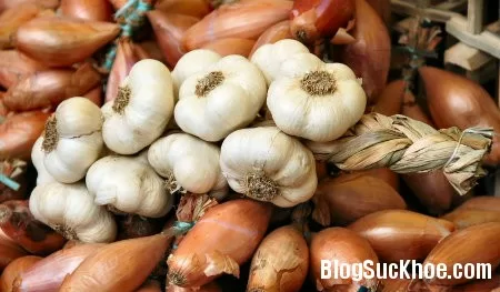 Những công dụng tuyệt vời của hành và tỏi