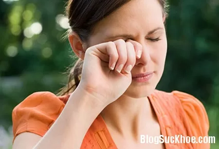Triệu chứng, nguyên nhân và cách phòng ngừa bệnh mỏi mắt