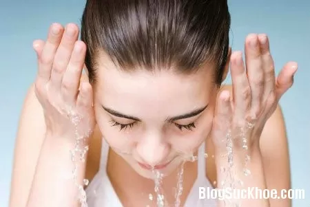 Mùa hè bảo vệ mắt như thế nào?